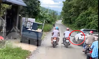 Ô tô văng lốp sau tai nạn, cô gái vẫn lái xe bỏ chạy gây xôn xao