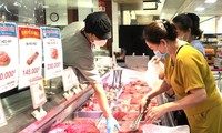 Bình Dương giảm giá 7.800 tấn thịt heo dịp Tết