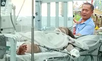 Bắt tạm giam người chồng chích điện, đâm dao vào vùng kín của vợ
