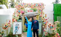 Cô dâu, chú rể để lại ấn tượng khi mặc trang phục áo Đoàn trong ngày cưới