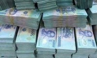 Cưỡng chế tài khoản ngân hàng thu hồi nợ thuế loạt doanh nghiệp 