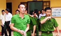 Chân dung Tuấn ‘thần đèn’ và Mạnh ‘gỗ’, hai trùm giang hồ xứ Thanh vừa bị công an bao vây nhà riêng