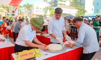 Độc đáo lễ hội bánh chưng, bánh giầy ở Sầm Sơn