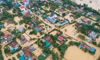 Quảng Bình: Nước lụt nhiều nơi phá vỡ kỷ lục năm 2010 và chưa có dấu hiệu dừng lại