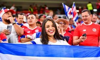 Ngắm dàn CĐV xinh đẹp của Costa Rica trên khán đài World Cup 2022