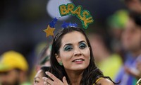 Không thể rời mắt trước nhan sắc các CĐV nữ Brazil trên khán đài World Cup 2022