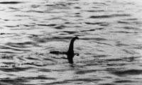 Phải ứng xử thế nào nếu bạn bắt được quái vật hồ Loch Ness?