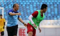 U22 Việt Nam thắng Trung Quốc, cổ động viên Việt nói &apos;ông Park thật tuyệt&apos;! 