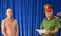 Trùm cho vay lãi nặng lộ diện vì 'trả thù' cho... cún cưng