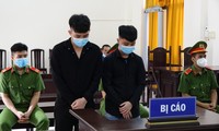 Chém người suýt chết vì ghen, hai anh em lĩnh 18 năm tù 