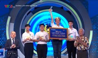 Đường Lên Đỉnh Olympia: Nam sinh Gia Lai thắng thuyết phục, danh hiệu Miss &quot;vẩy rau&quot; đã có chủ