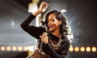 Không phải Taylor Swift, Rihanna mới là nghệ sĩ sẽ trình diễn tại Super Bowl Halftime Show 2023