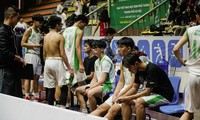 Đương kim vô địch Giải bóng rổ học sinh thành phố Hà Nội bị loại đầy đáng tiếc