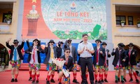 Biệt đội thầy giáo quần hoa hé lộ màn chuẩn bị công phu cho tiết mục nhảy viral cõi mạng