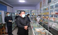Nhà lãnh đạo Triều Tiên Kim Jong Un nỗ lực kiểm soát dịch COVID-19