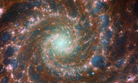 NASA công bố hình ảnh mới đẹp choáng váng về Thiên hà Bóng ma 