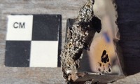 Tìm thấy 2 khoáng chất phi thường trong thiên thạch 15 tấn rơi xuống châu Phi 