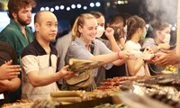Hào hứng lễ hội ẩm thực ‘Kinh đô Huế với bốn phương’