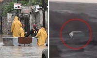 Ngập lụt lịch sử ở Hy Lạp do bão Daniel: Xe ô tô bị cuốn trôi như món đồ chơi
