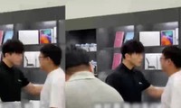Mua iPhone 12 cho bạn gái rồi bị “đá”, khách đến cửa hàng Apple khóc lóc, muốn hoàn tiền