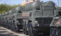 Hệ thống phòng thủ S-400 của Nga