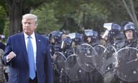 Tổng thống Trump rút vệ binh quốc gia khỏi Washington. (Ảnh minh họa: Tele Trader)