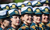 Những bóng hồng rạng rỡ trong lễ duyệt binh trên Quảng trường Đỏ