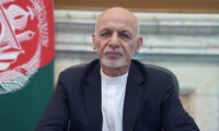 Tổng thống Afghanistan Ghani bác bỏ thông tin rời đi mang theo nhiều tiền. Ảnh: Reuters