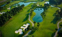 Tạm hoãn giải golf sau vụ nhóm golfer bị bắt vì đánh bạc trong khách sạn