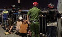 Trong vòng 4 ngày, liên tiếp có người đòi nhảy cầu Thuận Phước tự tử