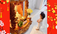 Hình ảnh đáng yêu đêm Giao thừa: Con gái Đông Nhi chững chạc đứng khấn trước bàn thờ