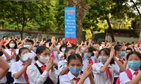 Hà Nội: Thầy trò trường THCS Giảng Võ đón lễ khai giảng rực rỡ cờ hoa