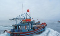 Kịch liệt phản đối lệnh cấm đánh bắt cá phi lý của Trung Quốc ở Biển Đông