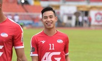 Tiền đạo Việt Phong bất ngờ được HLV Park Hang Seo triệu tập