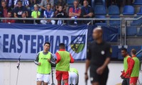 Văn Hậu dự bị tại SC Heereveen, cổ động viên an ủi &apos;mới là trận đầu tiên&apos;