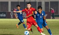 HLV Đinh Thế Nam chưa hài lòng về màn trình diễn của U19 Việt Nam 