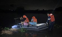 Cơ quan chức năng tỉnh Bắc Giang tìm kiếm hai cháu bé bị đuối nước