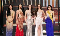 Sắc vóc Top 5 Miss Grand Vietnam 2023 trong trang phục dạ hội và trang phục dân tộc