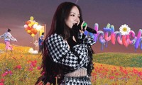 Úp mở bóng dáng chàng trai trên poster, &quot;Thích Thích&quot; là MV đầu tiên có nam chính của Phương Ly?
