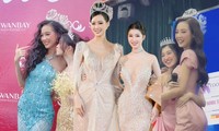 &quot;Ô tê pê&quot; mới làng Hoa hậu: &quot;Khủng long&quot; Bảo Ngọc và &quot;Thần tiên tỉ tỉ&quot; Phương Nhi