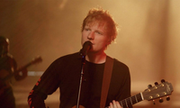 Fan lo lắng vì Ed Sheeran vẫn cố gắng quảng bá album &quot;=&quot; dù xác nhận mắc COVID-19