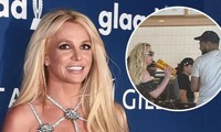 Britney Spears tháo nhẫn cưới khi đi du lịch, chồng trẻ phủ nhận tin đồn hôn nhân rạn nứt