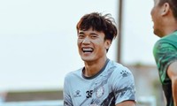 Động thái đầu tiên của Bùi Tiến Dũng sau khi bị chỉ trích &quot;không chúc mừng đồng đội&quot;