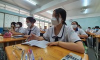 Những địa phương nào quyết định miễn học phí cho học sinh các cấp năm học mới 2021 - 2022?