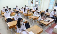 Hà Nội xem xét cho học sinh các cấp trở lại trường học trực tiếp vào giữa tháng 11