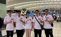 Đoàn học sinh Việt Nam giành 3 huy chương tại Olympic Vật lí châu Âu 2022
