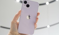 Vì sao mua iPhone 14 chính hãng tại Việt Nam sẽ phải bóc seal, kích hoạt máy tại cửa hàng?