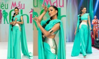 Hoa hậu H’Hen Niê hóa thân thành công chúa Jasmine, thị phạm cho “Siêu mẫu nhí“