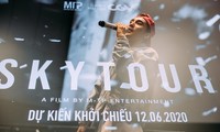 Ngày đầu &quot;SKY TOUR Movie&quot; công chiếu: Fan phủ kín rạp, phấn khích khi gặp Sơn Tùng M-TP
