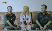 Ba mẹ YouTuber Hậu Hoàng công khai tuyển con rể: Cả nhà đang rất mong Hậu có người yêu!